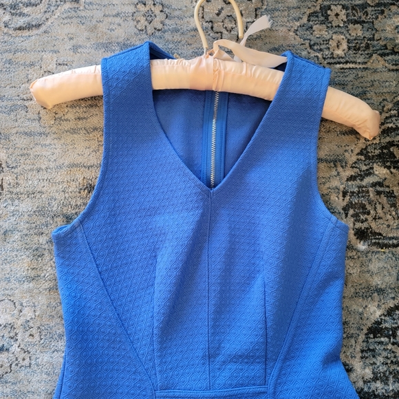 FIT AND FLARE DRESS - Picture 2 of 4